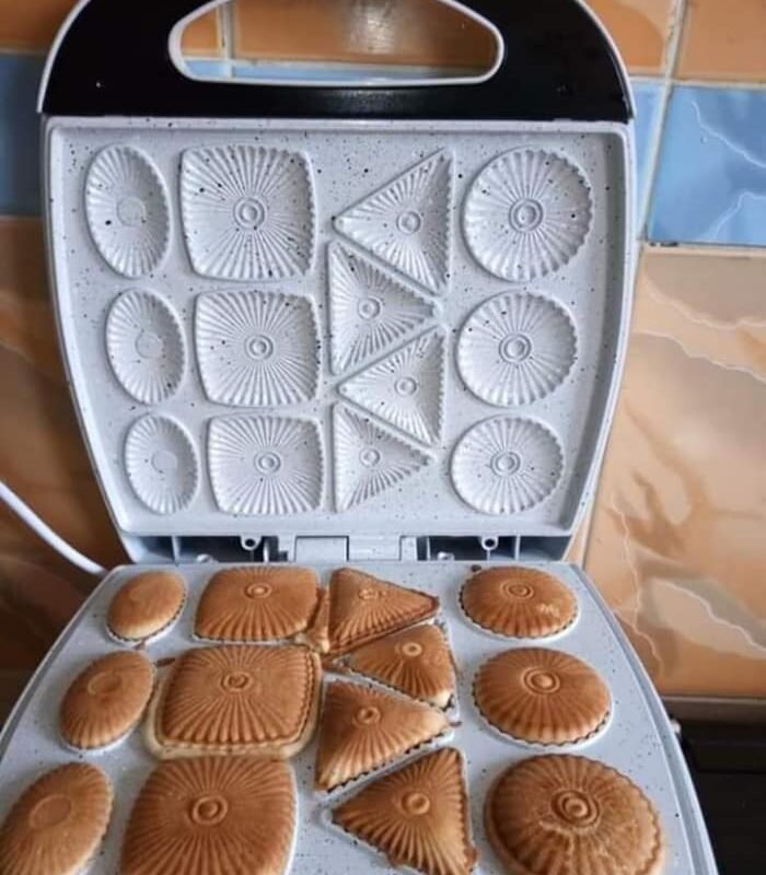 Electric Cookie Maker