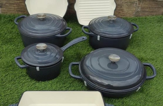iron cookware set